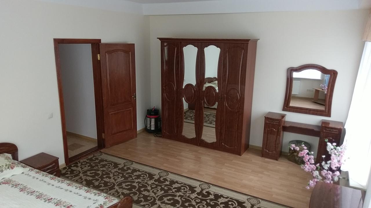קייב Sviatoshyn Aparthotel מראה חיצוני תמונה